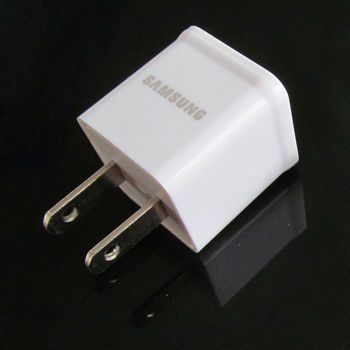 {六合彩}(智能机充电器接口)